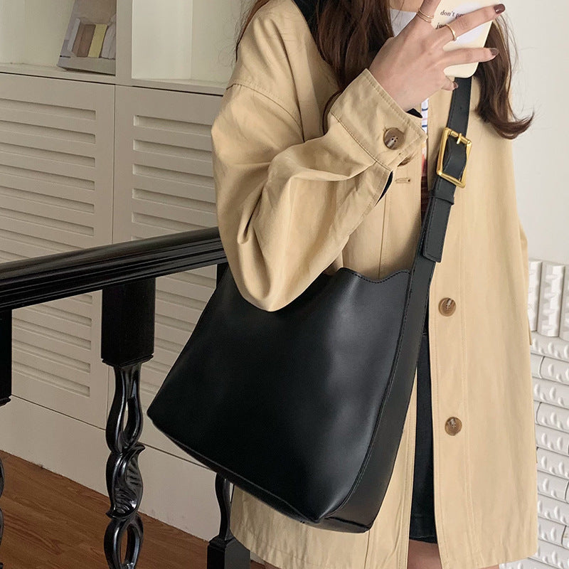 Women's Shoulder Bag Solid Fashion Handbag Crossbody Bag Women's Minimalist PU Leather Bag