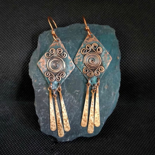 Lihuang Vintage Bohemian Bronze Carved Pendant Earrings